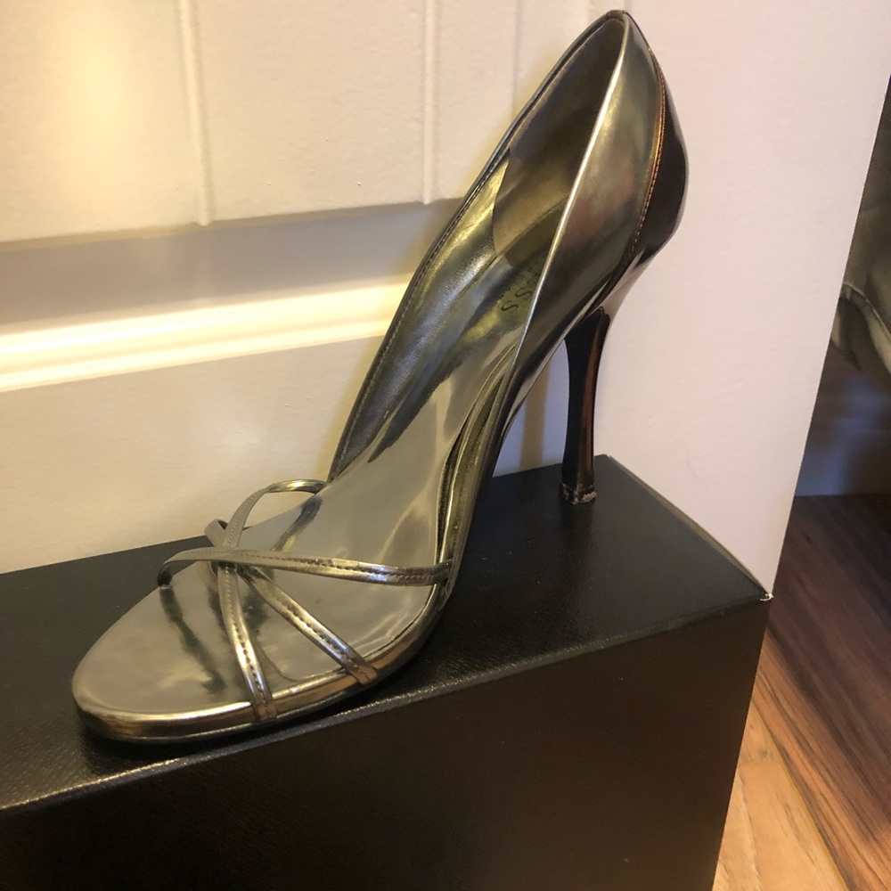 Guess high heel sandals